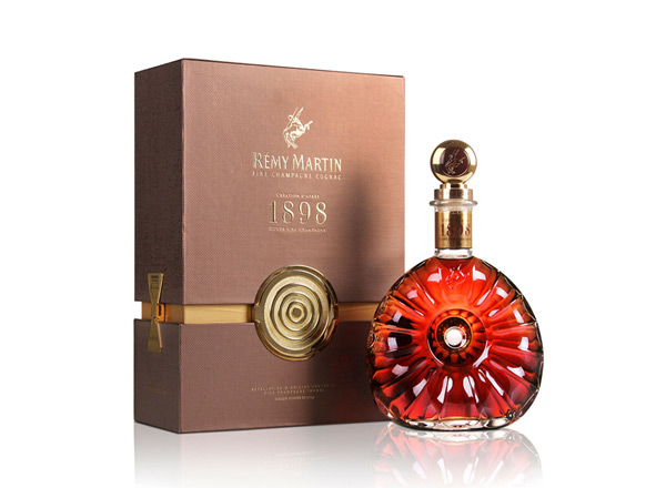 珠海回收人头马1898（RémyMartin Vintage）优质香槟区干邑白兰地洋酒